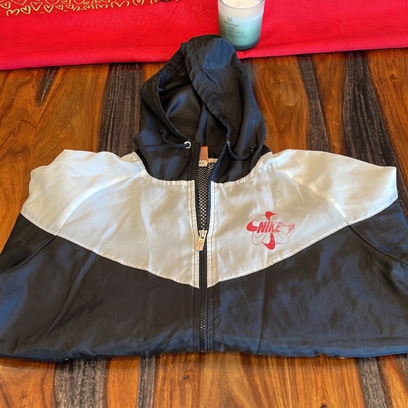 Nike Rare Track & Field Vintage Wind Breaker Hoodie. See pics for wear marks - Picture 1 of 11